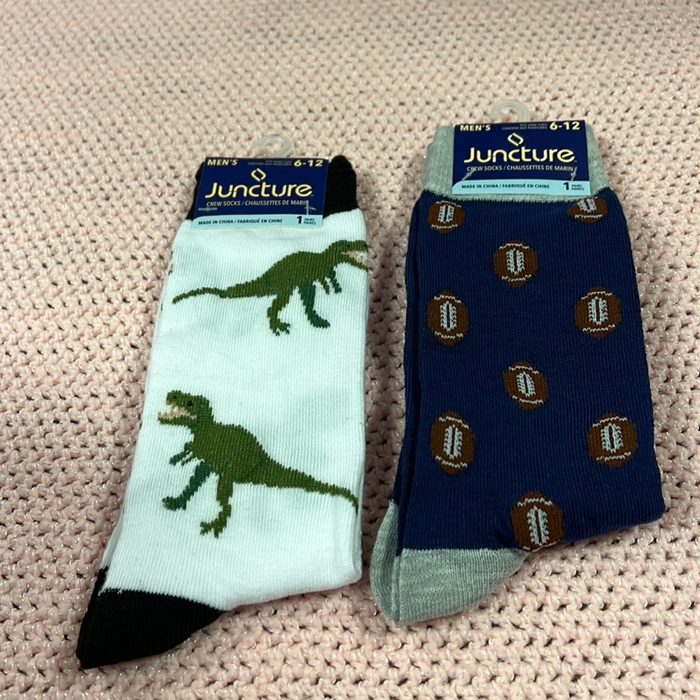 NWT 2Pair Mens Novelty Socks